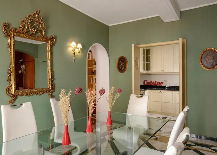 Condotti Spanish Steps Ambassador Apartment Rome