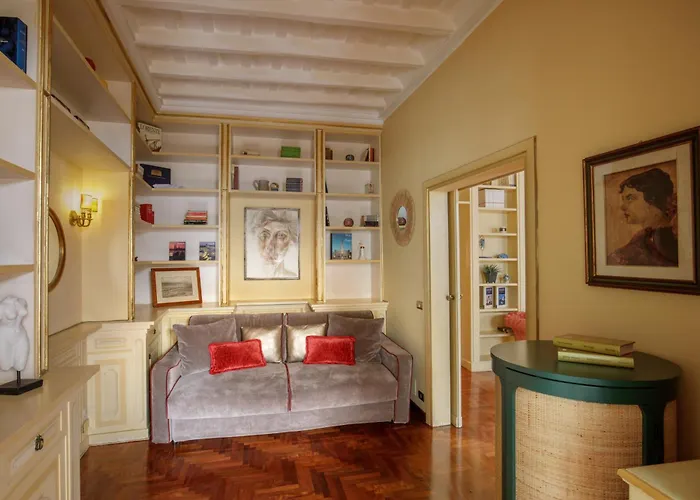 Condotti Spanish Steps Ambassador Apartment
