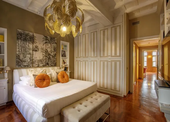 Apartment Condotti Spanish Steps Ambassador Rome