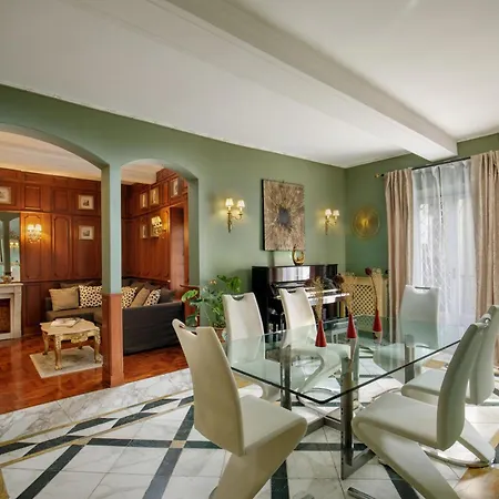 Condotti Spanish Steps Ambassador Roma