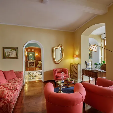 Appartement Condotti Spanish Steps Ambassador Rome