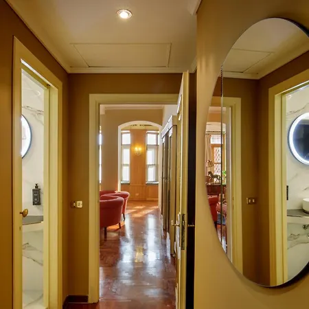 Condotti Spanish Steps Ambassador Appartement